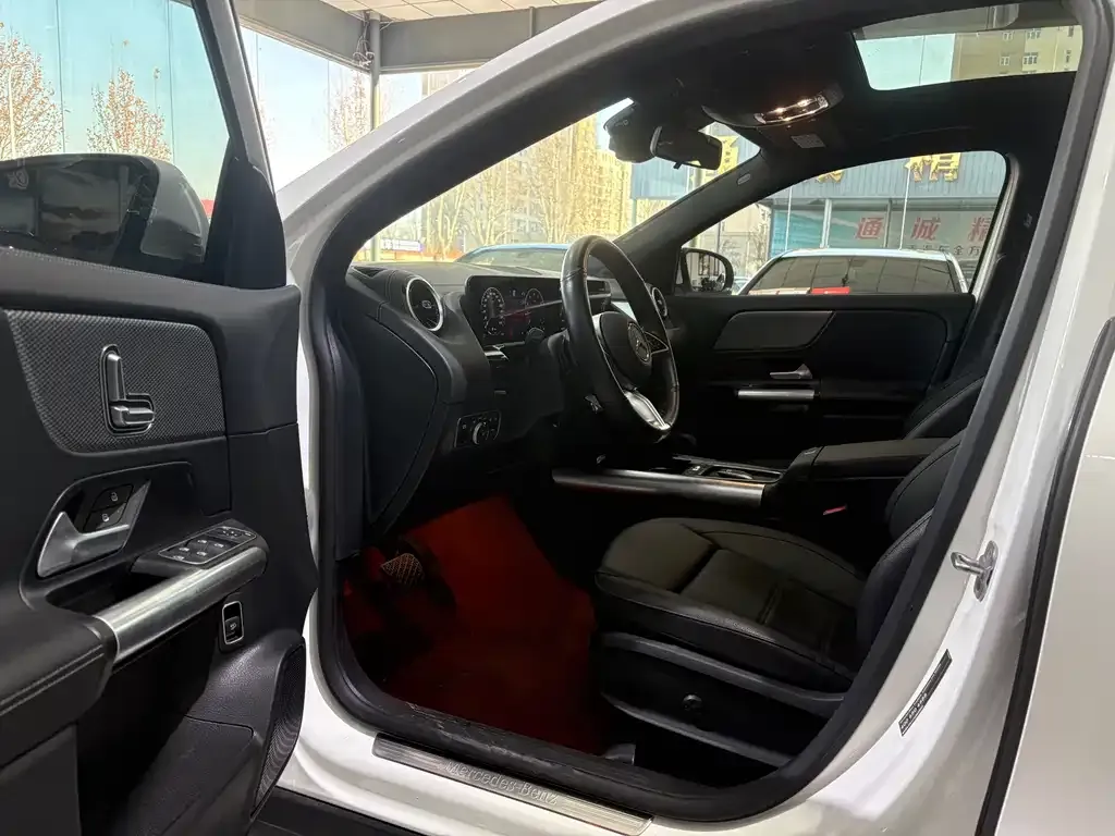 Mercedes-Benz GLA — фото 4