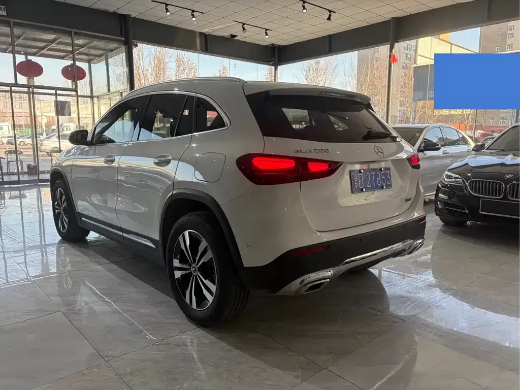 Mercedes-Benz GLA — фото 7