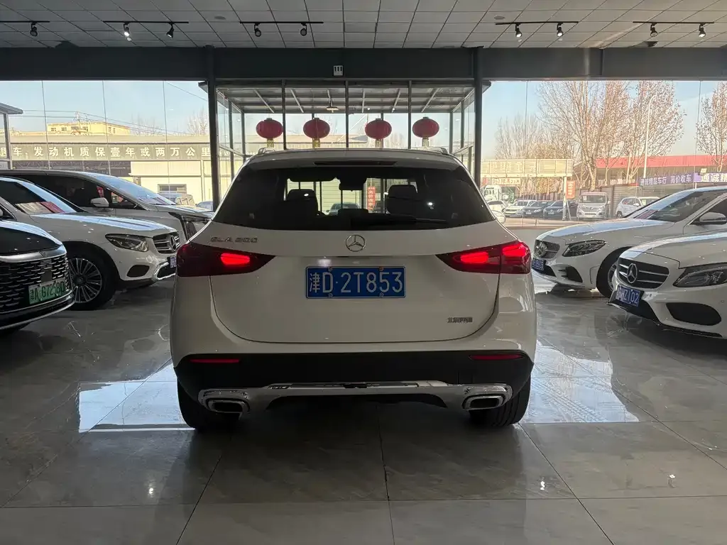 Mercedes-Benz GLA — фото 8