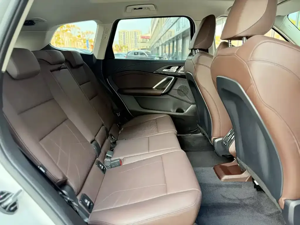 BMW X1 2025 из CN, фото 5