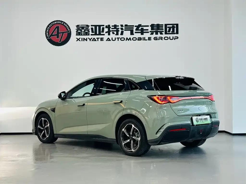 BYD Seal 06GT — фото 10