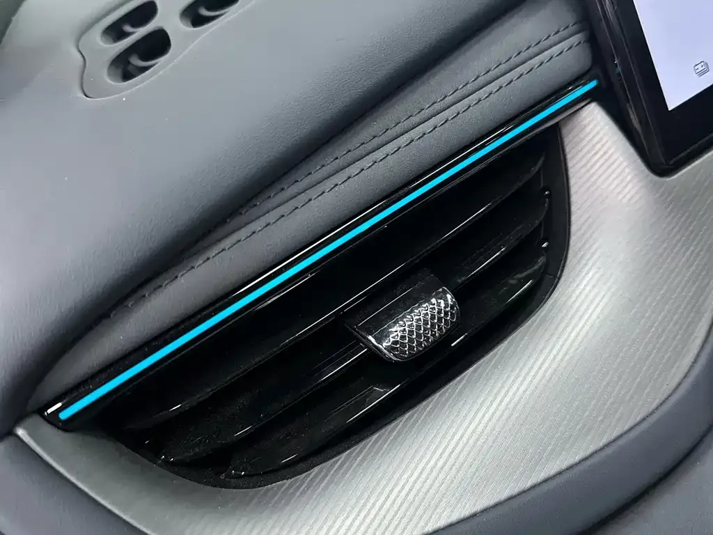 BYD Seal 06GT — фото 6