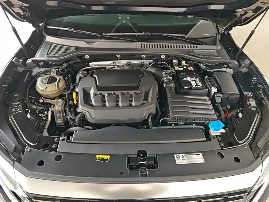 Volkswagen Passat — фото 10