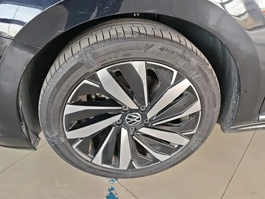 Volkswagen Passat — фото 6
