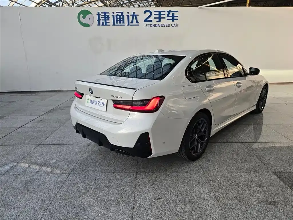 BMW 3 Series 2024 из CN, фото 1