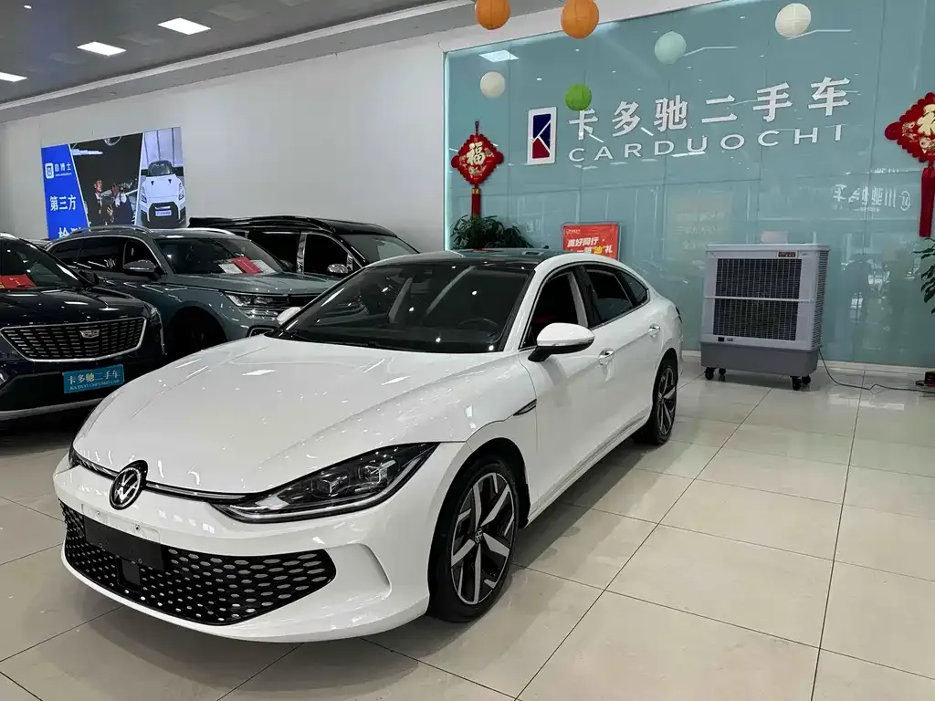 Volkswagen Lamando 2024 из CN, фото 1
