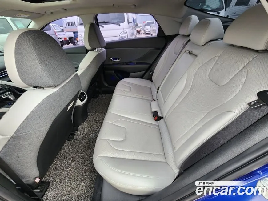 Hyundai AVANTE — фото 2