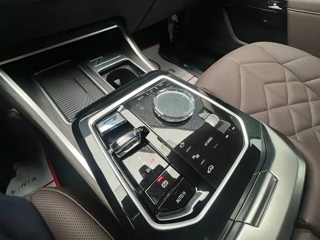 BMW i7 2024 из CN, фото 8
