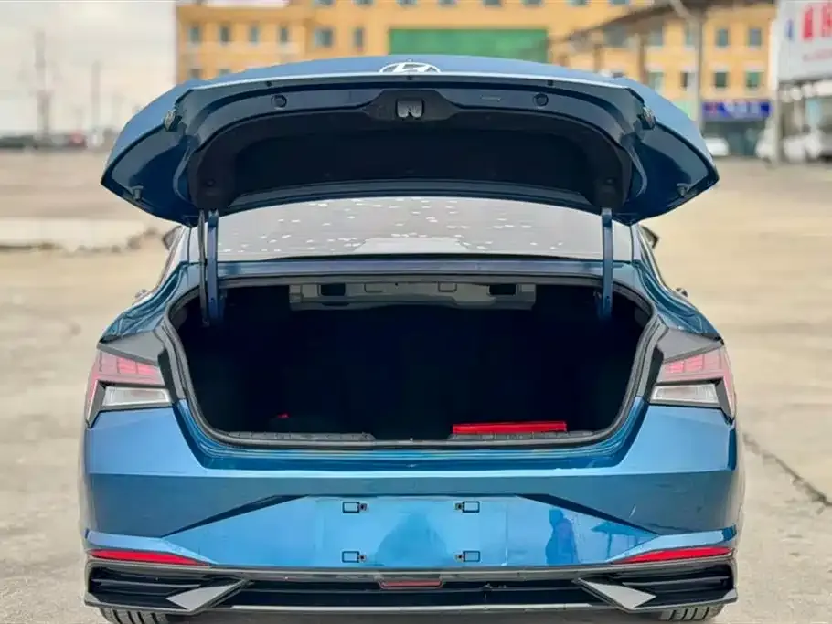 Hyundai Elantra 2021 из CN, фото 4