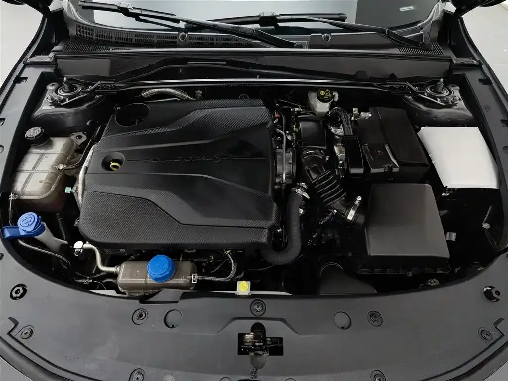 Changan UNI-V 2024 из CN, фото 6