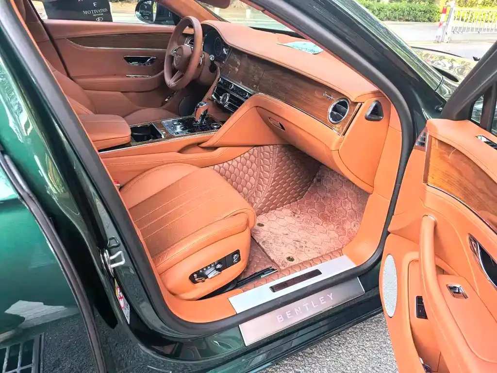 Bentley Flying Spur 2022 из CN, фото 4