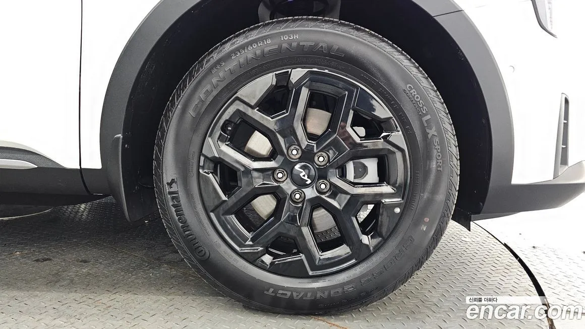 Kia Sorento — фото 6