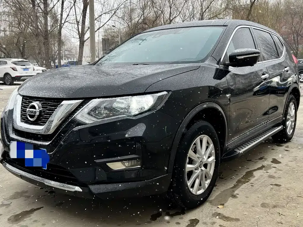 Nissan X-Trail 2021 из CN, фото 1