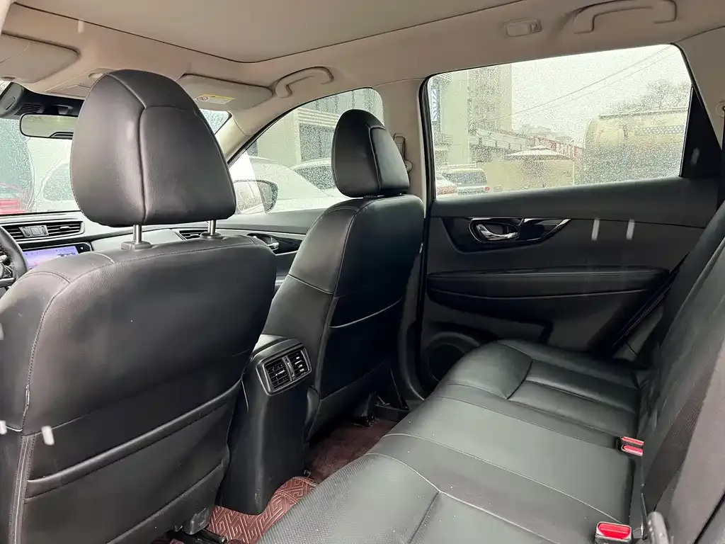 Nissan X-Trail 2021 из CN, фото 6