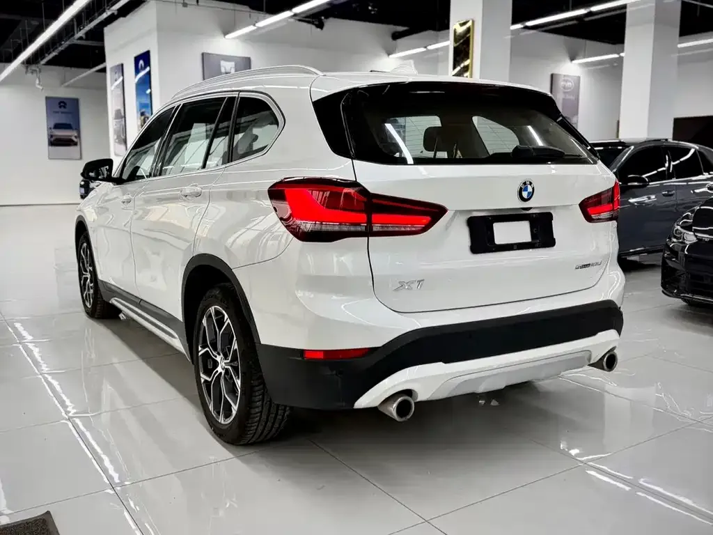 BMW X1 — фото 4