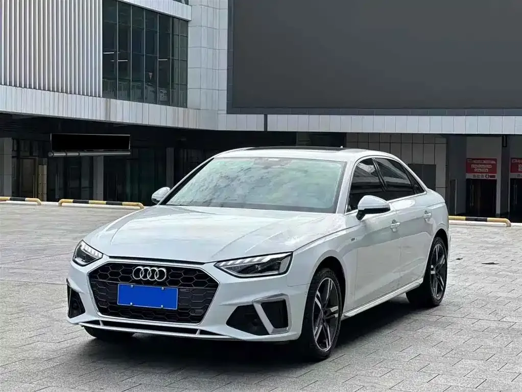 Audi A4L 2021 из CN, фото 1