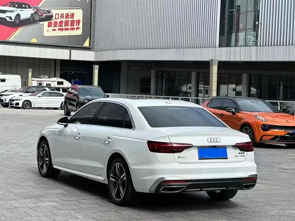 Audi A4L 2021 из CN, фото 6