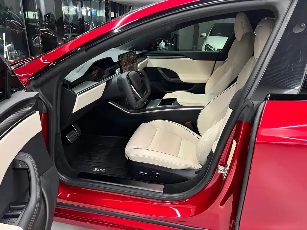 Tesla Model S 2023 из CN, фото 3