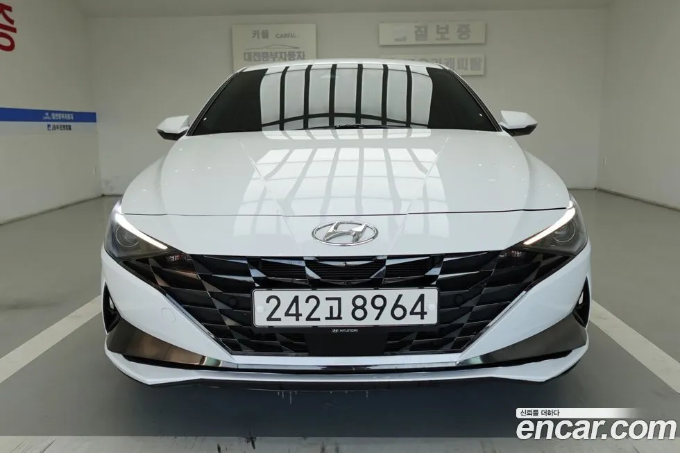 Hyundai AVANTE — фото 2