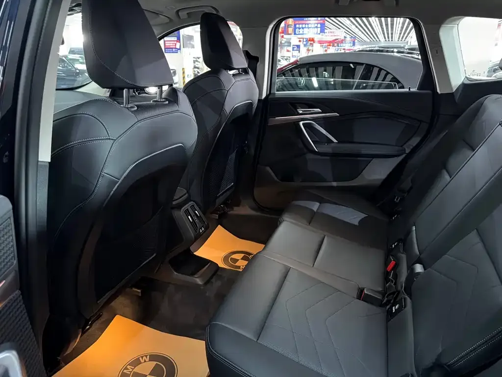 BMW X1 2023 из CN, фото 8