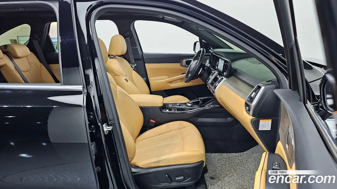 Kia Sorento — фото 7