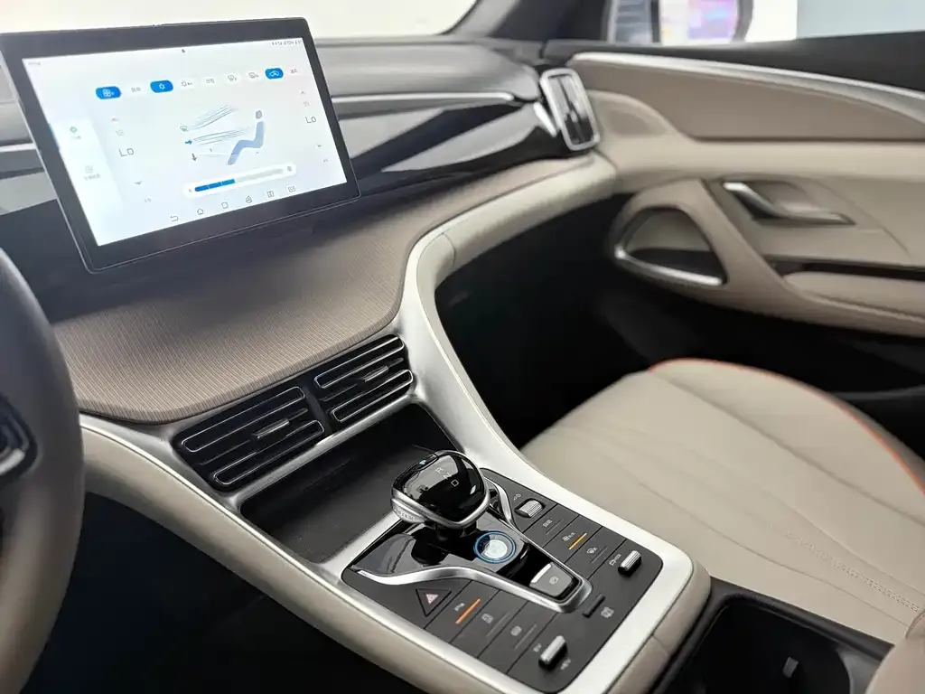 BYD Pro New Energy — фото 9