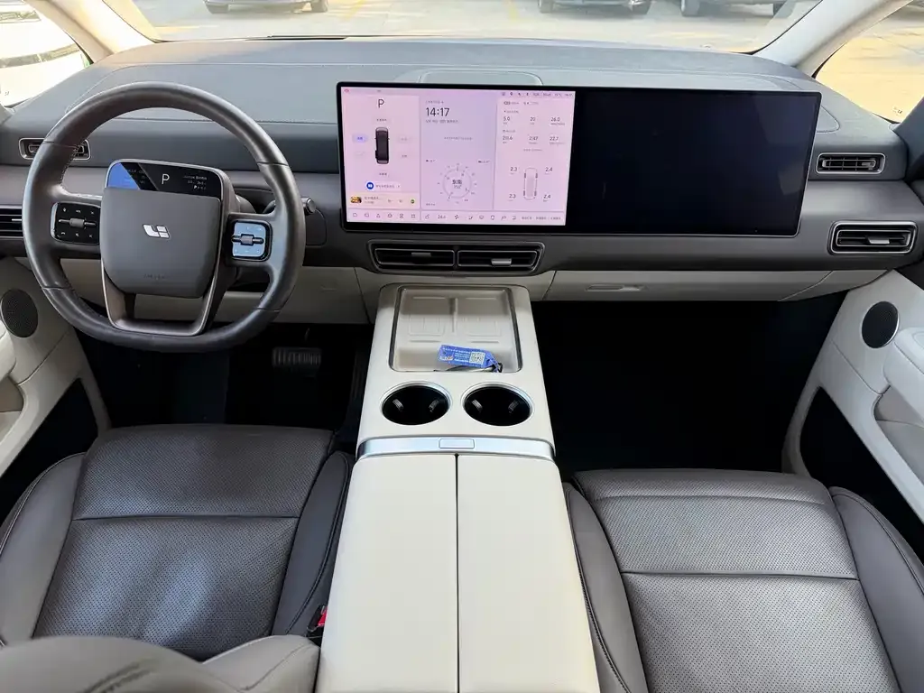Li Auto MEGA 2024 из CN, фото 8