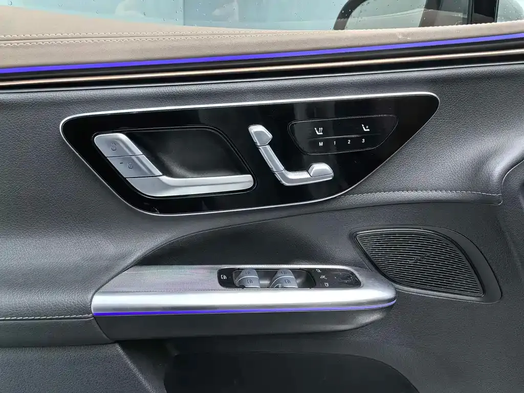 Mercedes-Benz EQE SUV 2024 из CN, фото 5