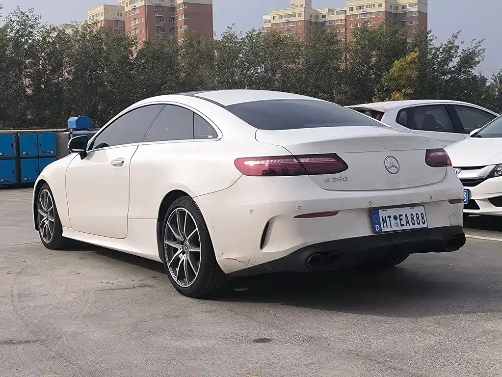 Mercedes-Benz E-Class (Import) — фото 7