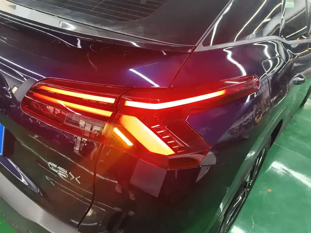 Citroen C5 X 2024 из CN, фото 8