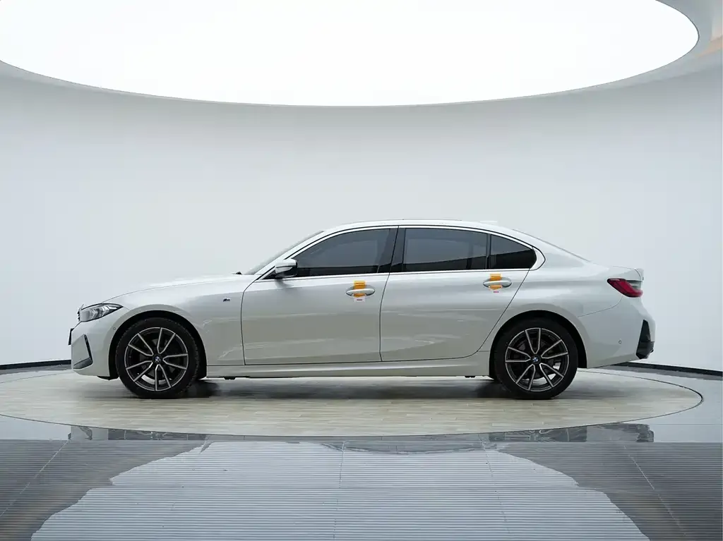 BMW 3 Series 2025 из CN, фото 8