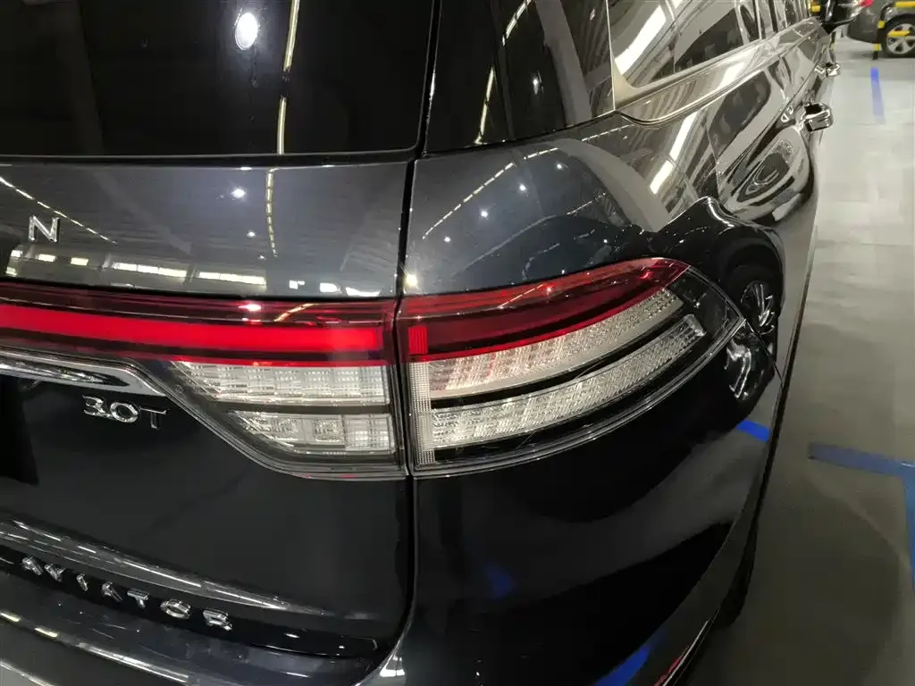 Lincoln Aviator 2021 из CN, фото 10