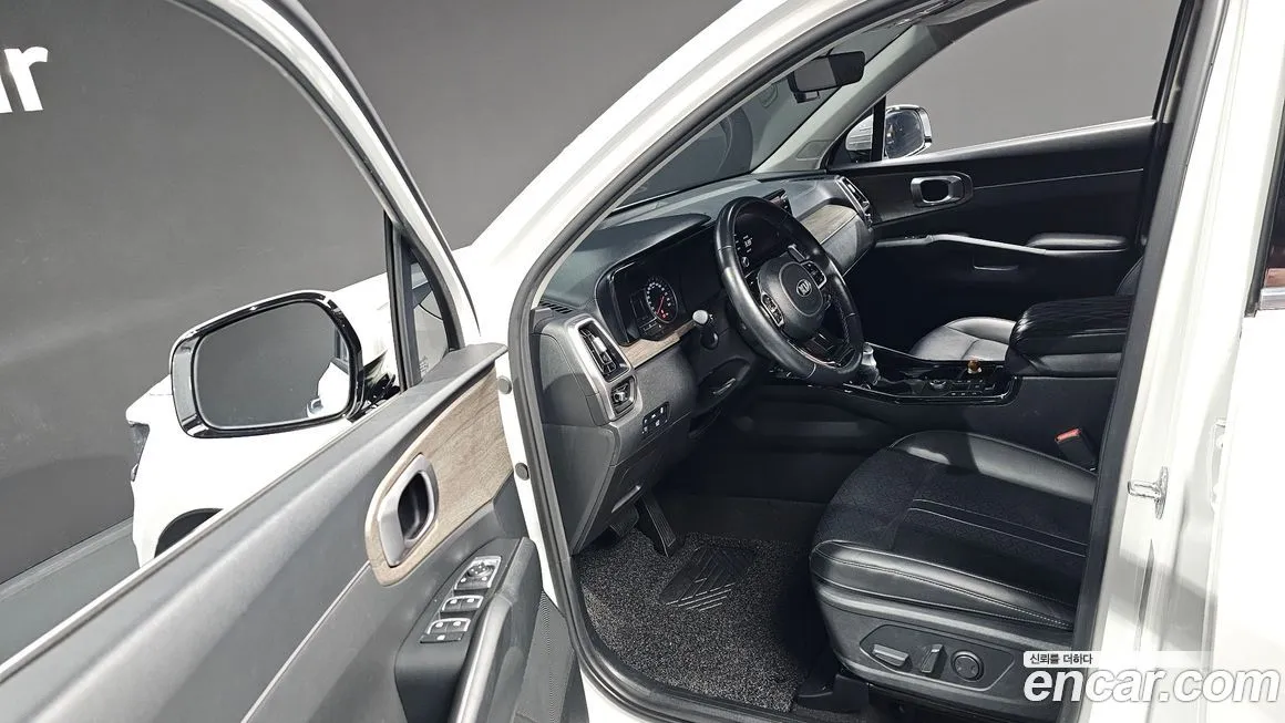 Kia Sorento — фото 3