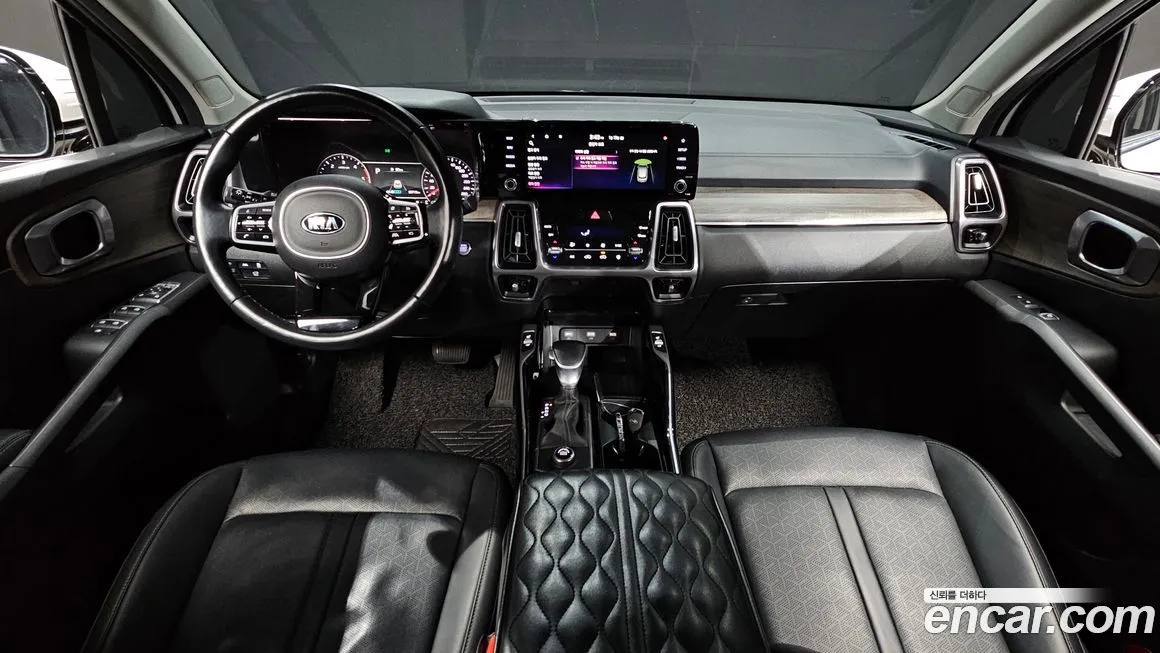 Kia Sorento — фото 8