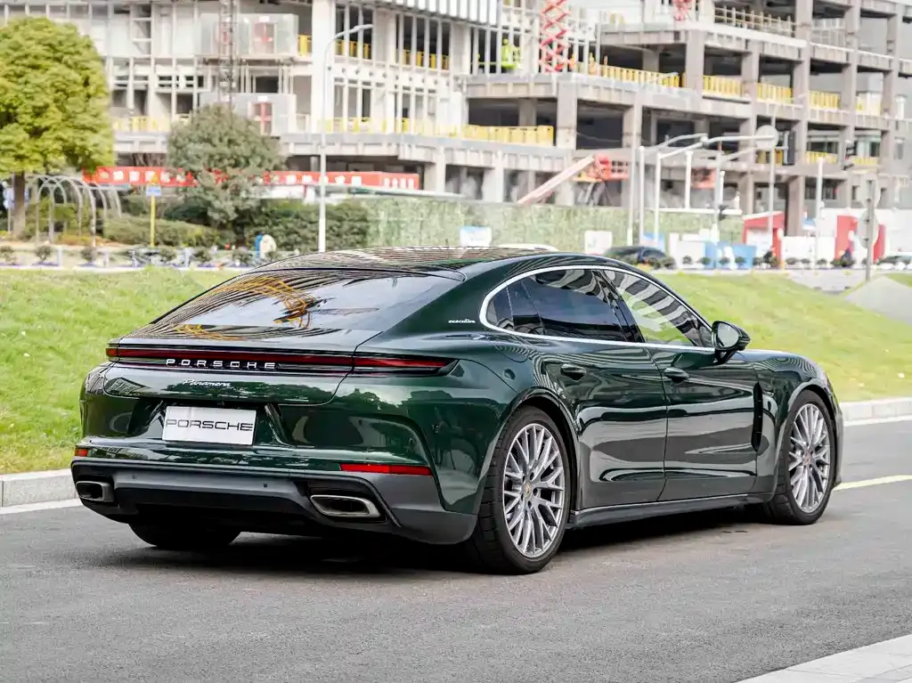 Porsche Panamera 2025 из CN, фото 4