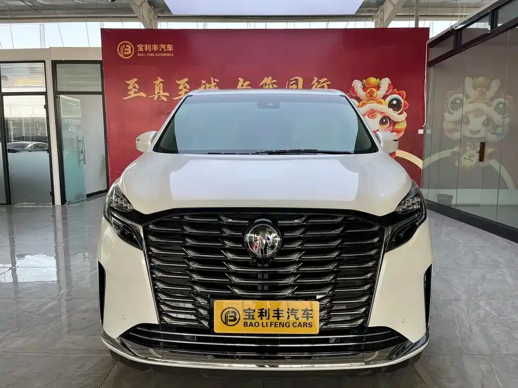 Buick GL8 2024 из CN, фото 8