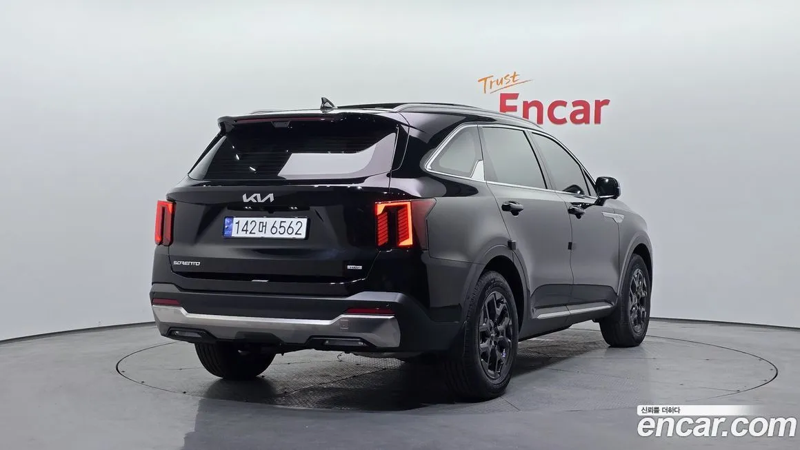 Kia Sorento — фото 4