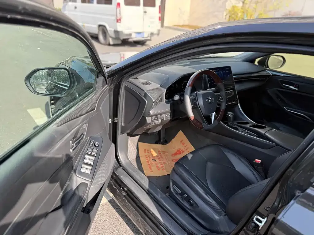 Toyota Avalon 2022 из CN, фото 7