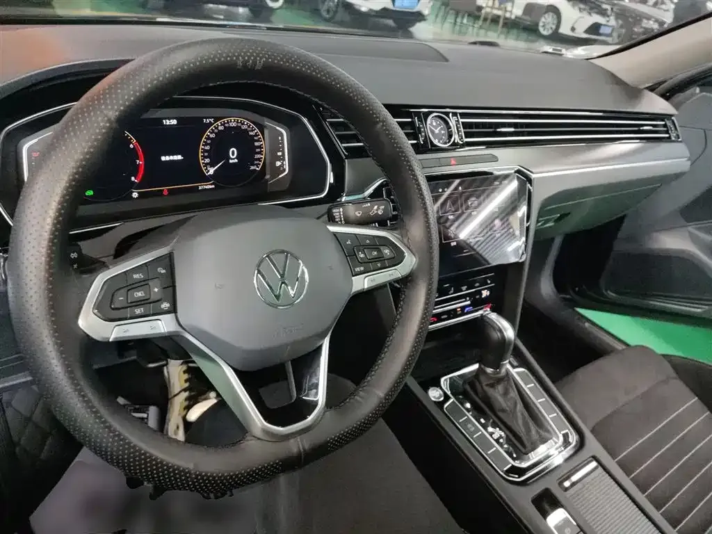 Volkswagen Magotan 2022 из CN, фото 4