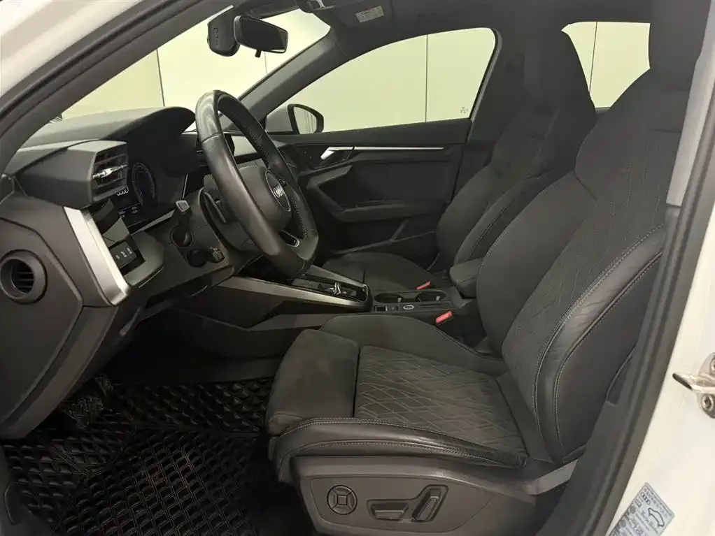 Audi A3 2021 из CN, фото 8