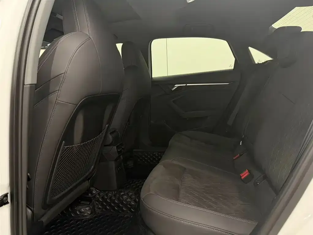 Audi A3 2021 из CN, фото 9