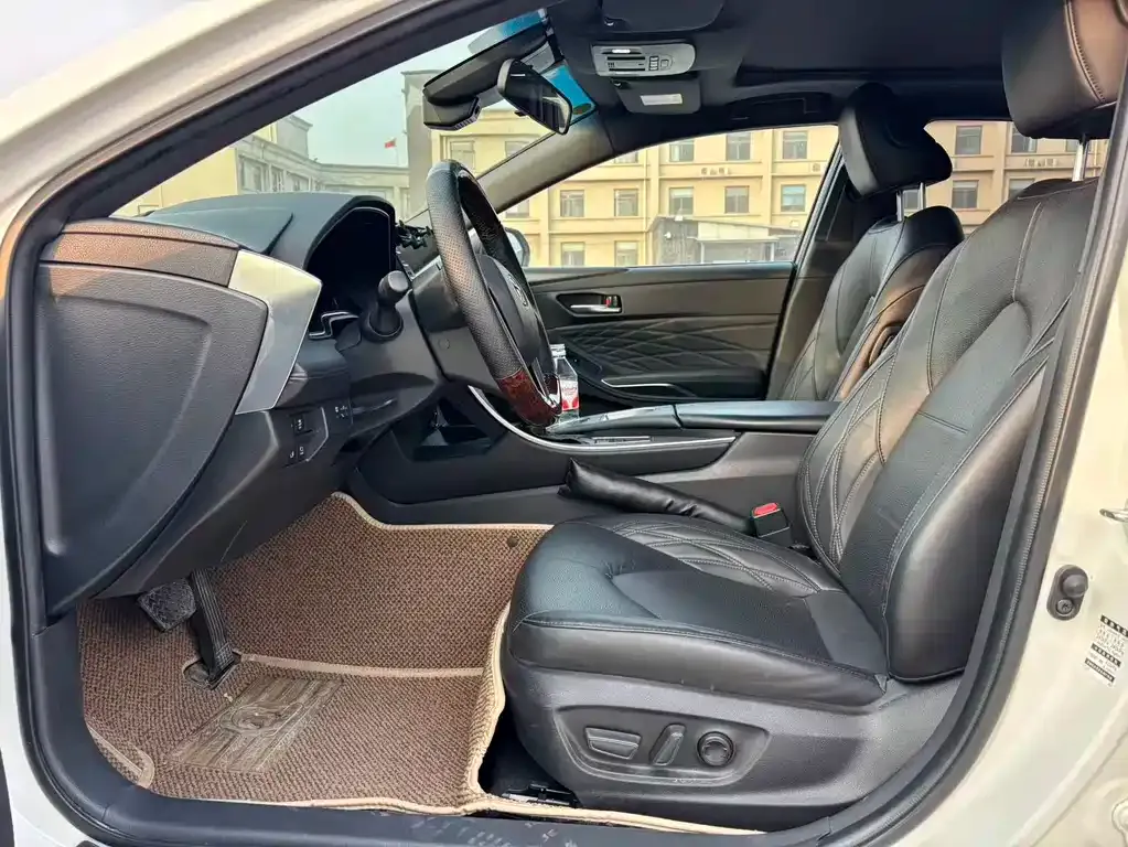 Toyota Avalon 2021 из CN, фото 6