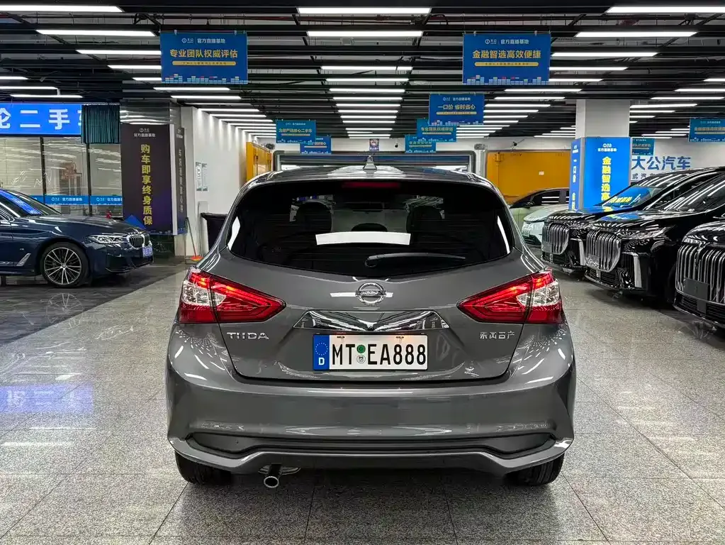 Nissan Tiida 2023 из CN, фото 6