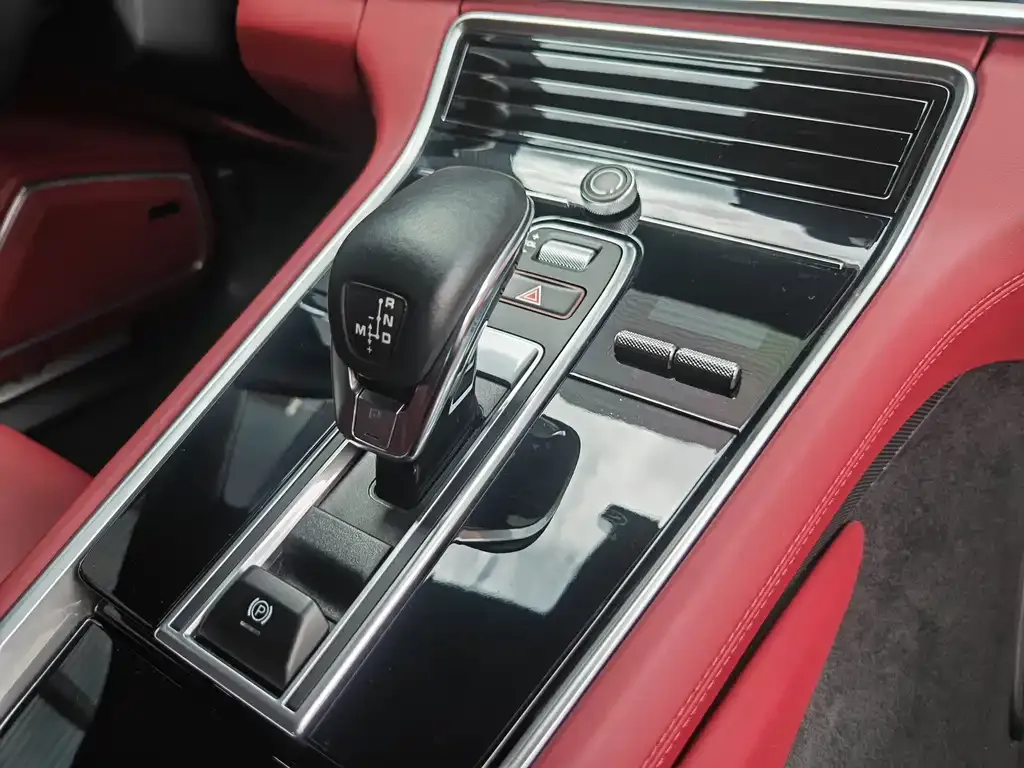Porsche Panamera 2024 из CN, фото 7
