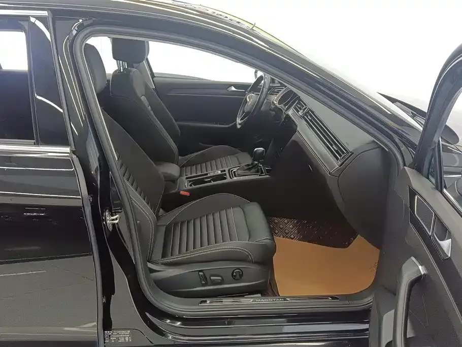Volkswagen Magotan 2021 из CN, фото 6