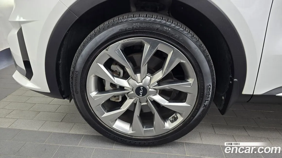 Kia Sorento — фото 5
