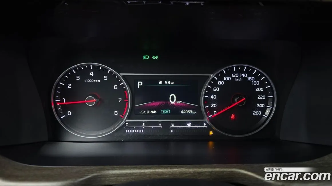 Kia Sorento — фото 8