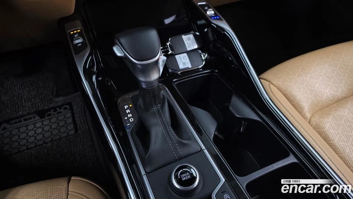 Kia Sorento — фото 9