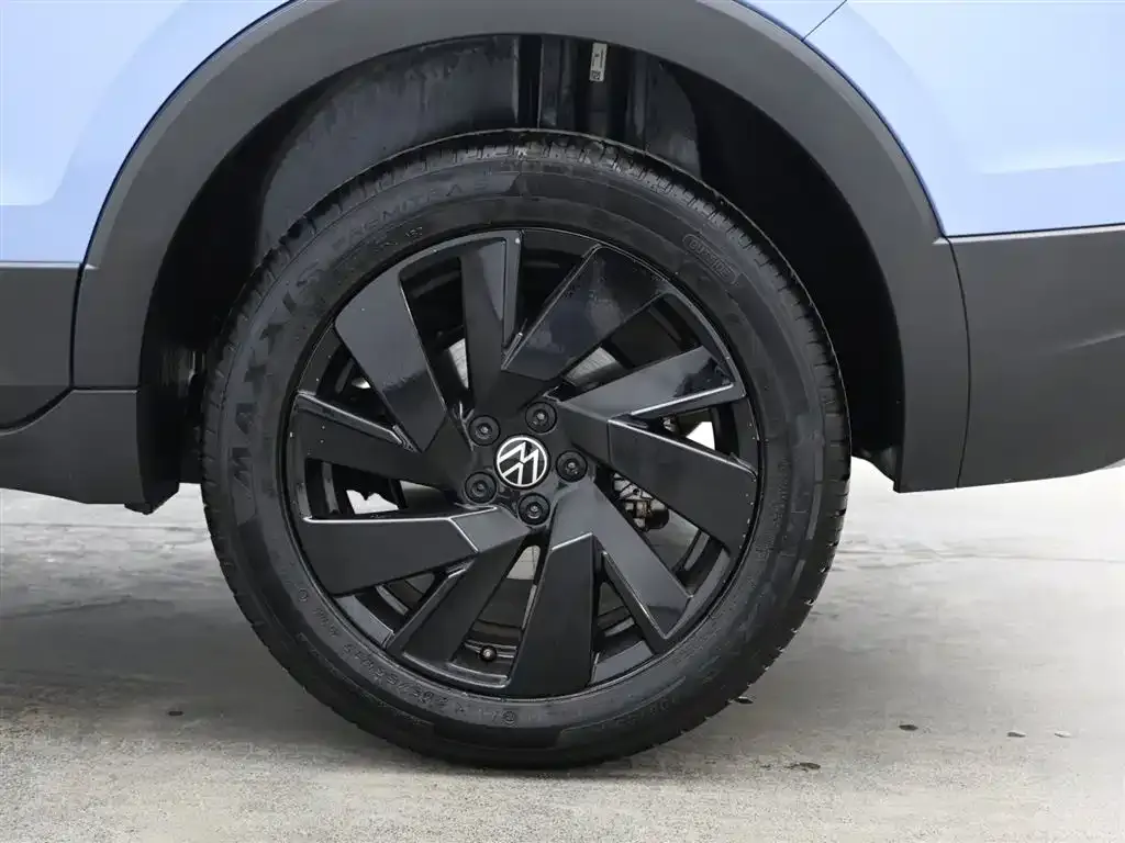 Volkswagen Tharu 2024 из CN, фото 8