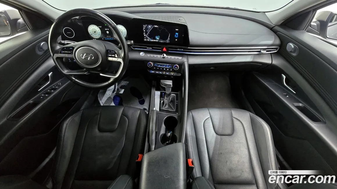 Hyundai AVANTE — фото 3